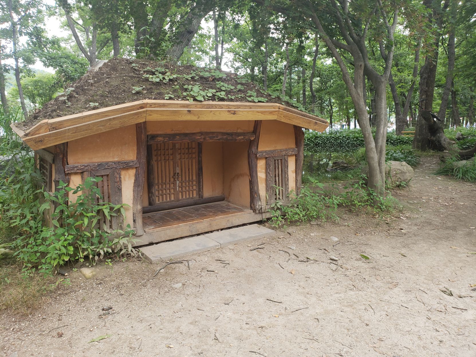 Nami island hut